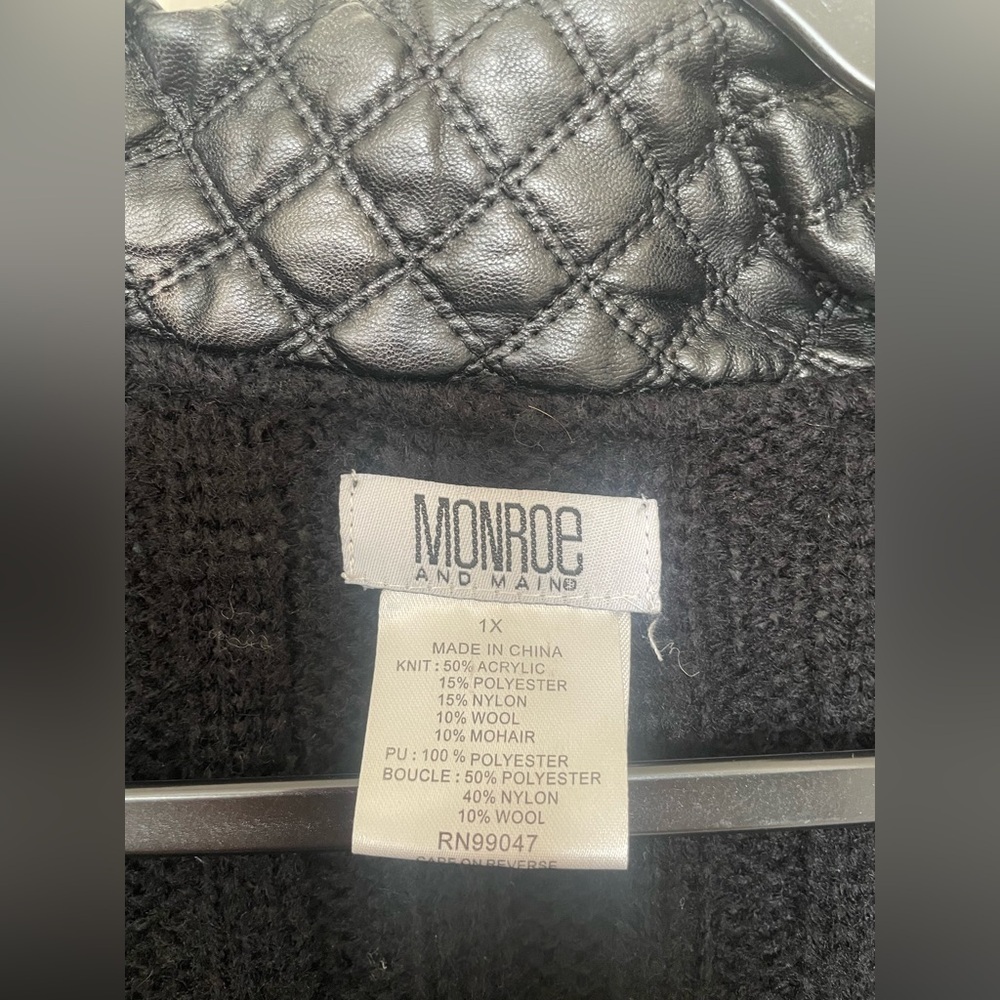Vintage Monroe & Main Quilted Faux Leather Trim animal print Cardigan Jacket - Picture 6 of 16